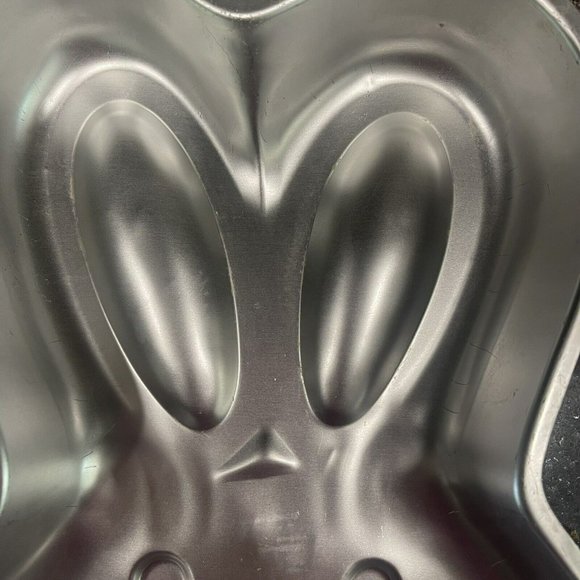Wilton 1992 Bunny Rabbit Birthday Easter Easy 123 Cake Pan Tin Mold Cake Baking - Picture 5 of 5